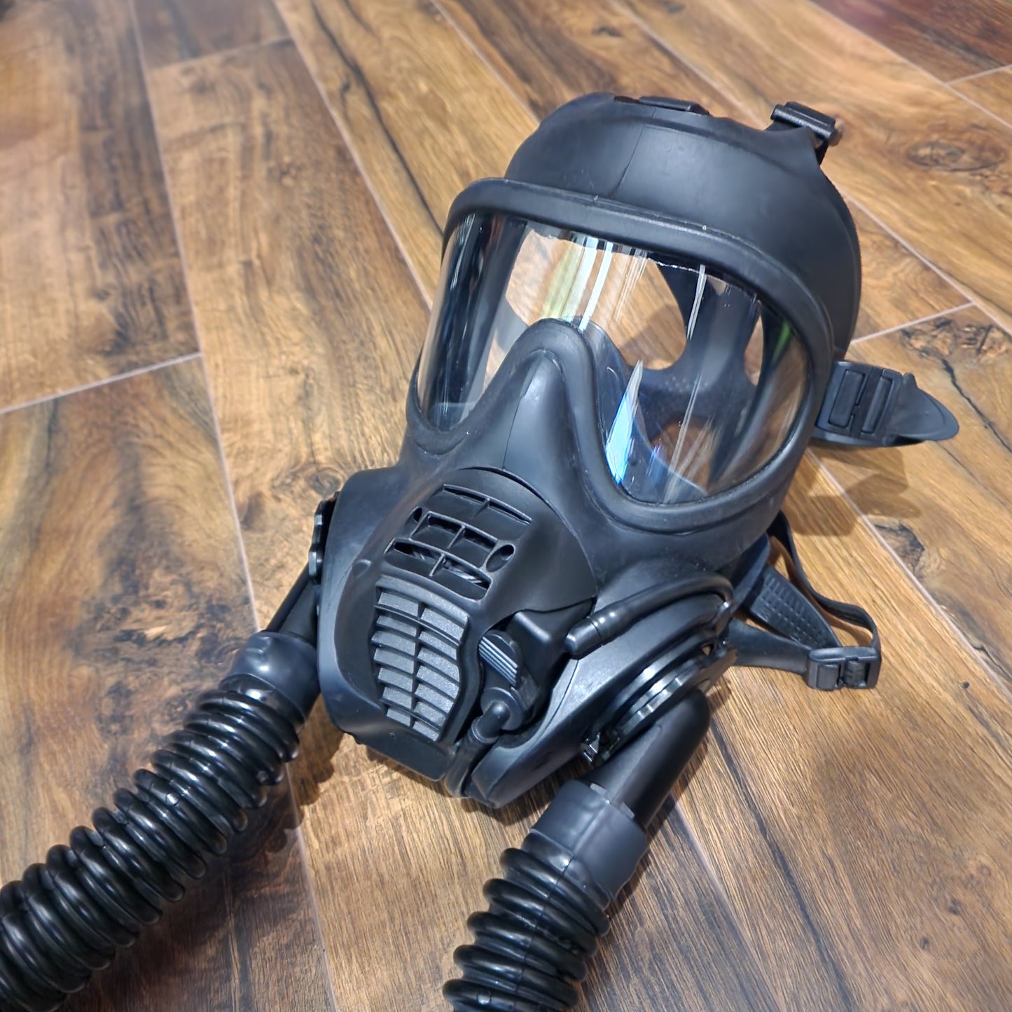 Scott GSR Gas Mask with Twin Hose Kit